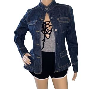💋 EDDIE BAUER BLUE DENIM JACKET WITH HIGH COLLAR.